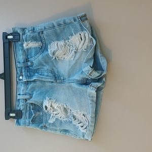 Women's size 24 forever 21 light wash ripped jeans shorts